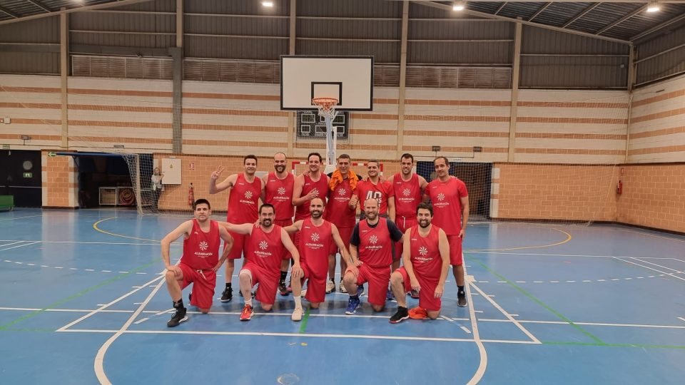 El Equipo de Veteranos de Baloncesto de Pimentón La Estrella